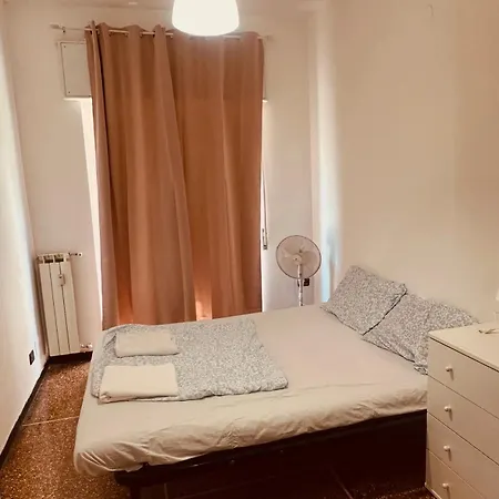 Δωμάτια σε οικογενειακή κατοικία Cozy Room Near City Center *