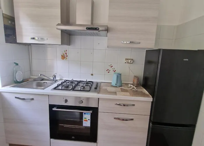 Homestay Tavakoli Private Genoa
